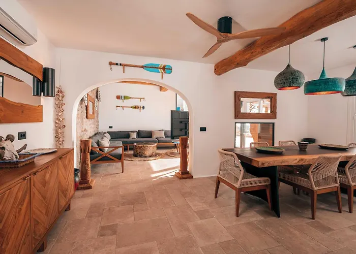 빌라 Zina Sunset View St Lazaros 8 Bedrooms *