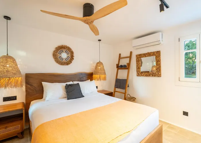 Zina Sunset View St Lazaros 8 Bedrooms 프사로우