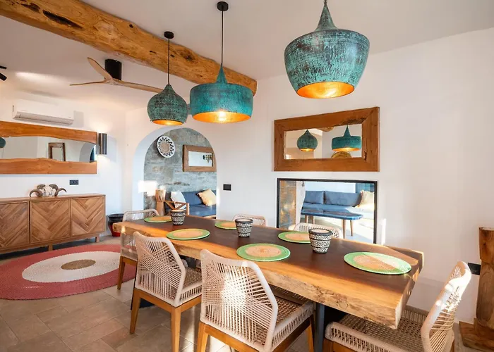 빌라 Zina Sunset View St Lazaros 8 Bedrooms 프사로우