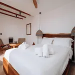 Zina Sunset View St Lazaros 8 Bedrooms 빌라