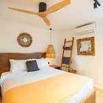 Zina Sunset View St Lazaros 8 Bedrooms 프사로우