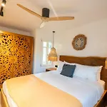 Zina Sunset View St Lazaros 8 Bedrooms 빌라