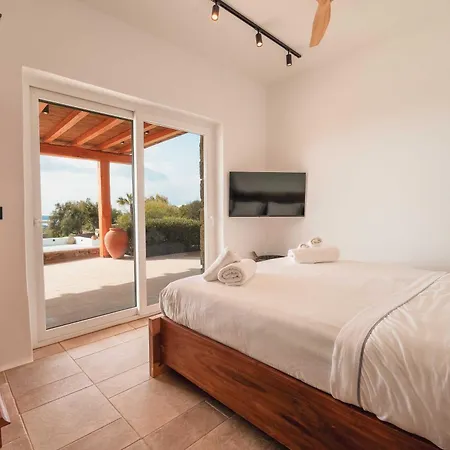 Zina Sunset View St Lazaros 7 1 Bedroom Villa Psarou (Mykonos)