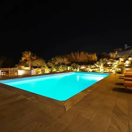 ヴィラ Zina Sunset View St Lazaros 8 Bedrooms プサロウ