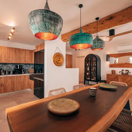 ヴィラ Zina Sunset View St Lazaros 8 Bedrooms *