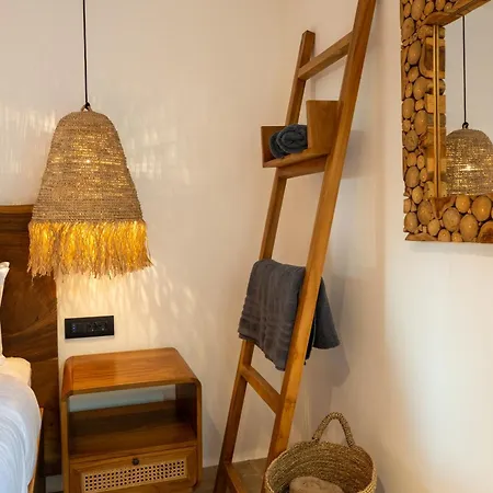 Zina Sunset View St Lazaros 7 1 Bedroom 别墅 普沙罗