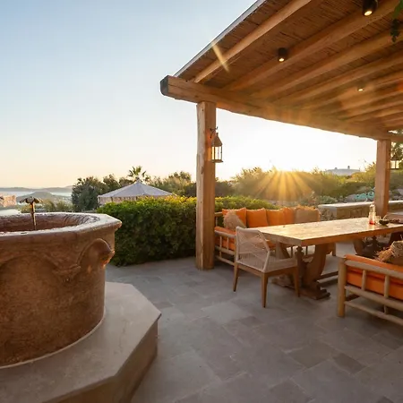 Zina Sunset View St Lazaros 8 Bedrooms プサロウ