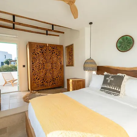 Zina Sunset View St Lazaros 8 Bedrooms ヴィラ