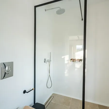 ヴィラ Zina Sunset View St Lazaros 8 Bedrooms *