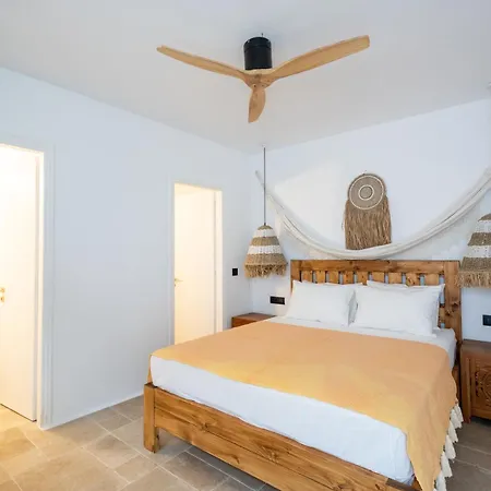 Zina Sunset View St Lazaros 8 Bedrooms Villa